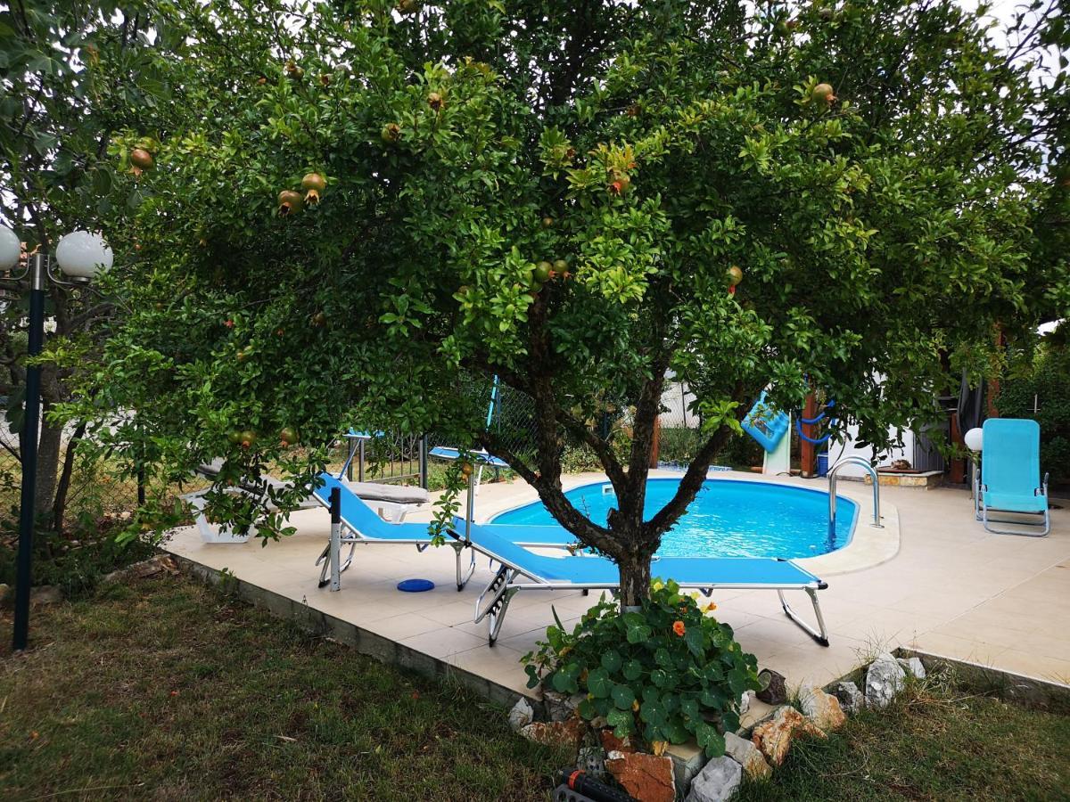 Chillout Apartments With Pool Patricia Fažana Kültér fotó